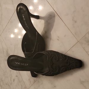 Nine West Blk Beaded Mules | Size 7.5 Wms